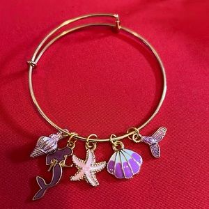 COPY - Expandable Mermaid Seashell Bangle Bracelet